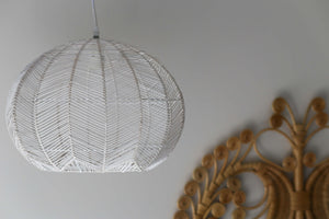 WHITE ROUND RATTAN PENDANT