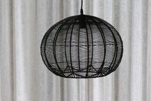 BLACK ROUND RATTAN PENDANT
