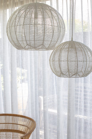 WHITE ROUND RATTAN PENDANT